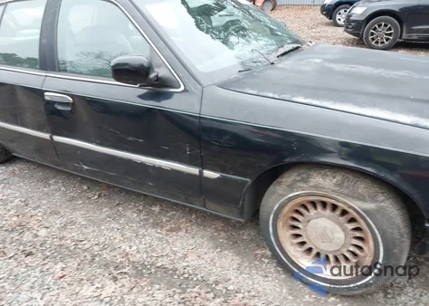 2002 Mercury Grand Marquis Ls Premium/Ls Ultimate/Lse z USA, uszkodzony, nr VIN 2MEFM75W42X644236